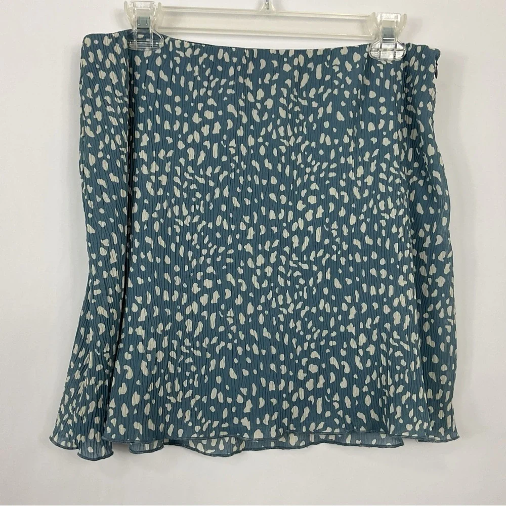 Le Lis Collection Spotted Animal Print Skirt Size Large
